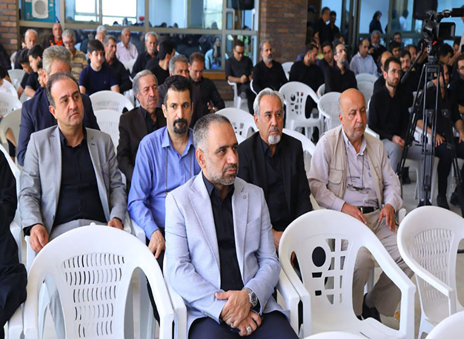 حضور  چشمگیر علاقه مندان به اهل بیت در  آخرین روزازمراسم  عزاداری سالارشهیدان حضرت امام حسین (ع) در اتاق بازرگانی قزوین