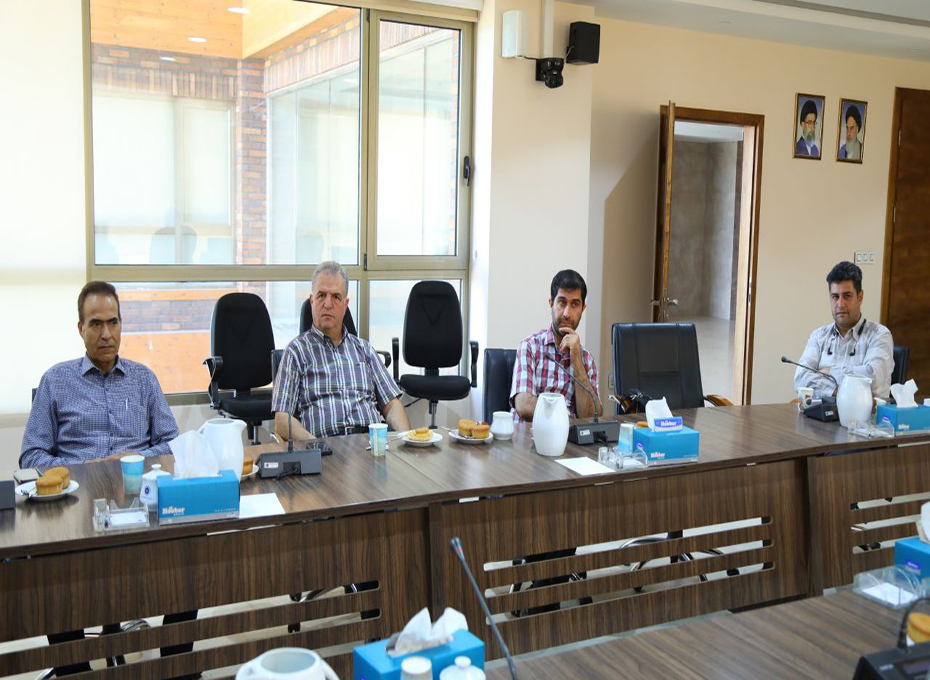  سومین جلسه کمیسیون کشاورزی و صنایع تبدیلی اتاق بازرگانی قزوین درسالن اجتماعات سرای بازرگان (طبقه ششم) تشکیل شد.عکس کمکی شماره1