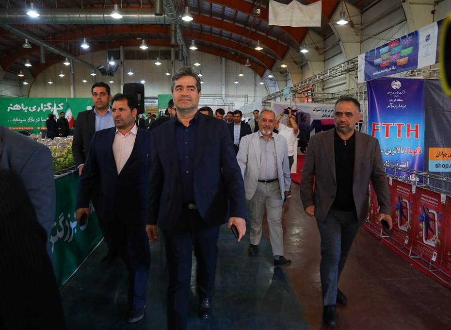 آغاز به کار  اولین نمایشگاه تخصصی صنعت مالی استان قزوین(بانکداری،بورس،بیمه،رمز ارز)