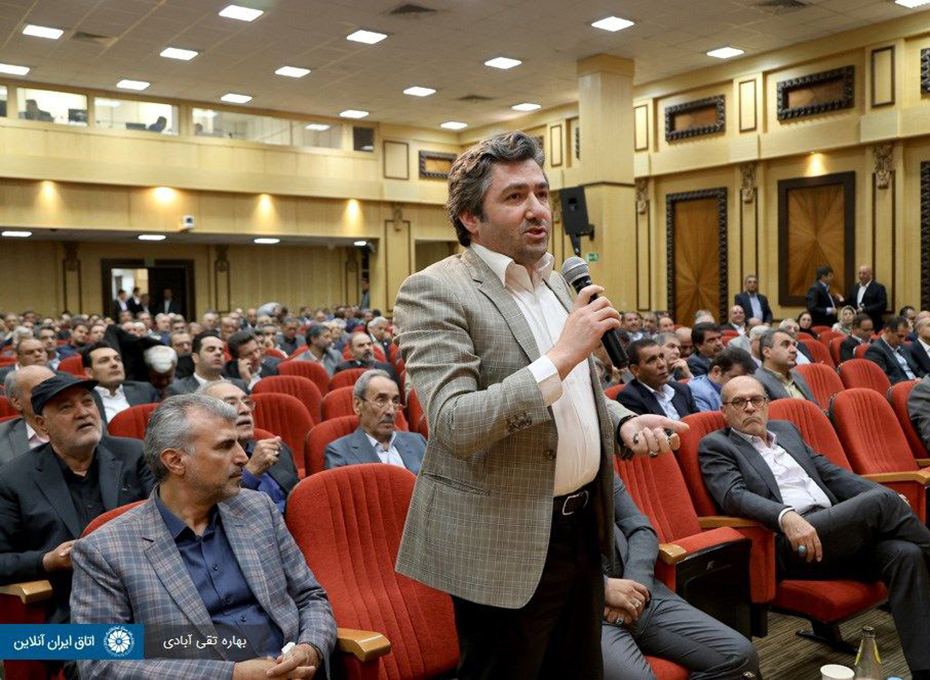  سومین نشست دهمین دوره هیات نمایندگان اتاق ایران با حضورمهندس سلاح ورزی ریاست اتاق ایران،روسای اتاقهای بازرگانی سراسرکشورومهندس عبدیان رئیس اتاق بازرگانی قزوین، نمایندگان اتاق قزوین و پارلمانهای  بخش خصوصی کشور در محل اتاق ایران برگزار شد.عکس کمکی شماره3