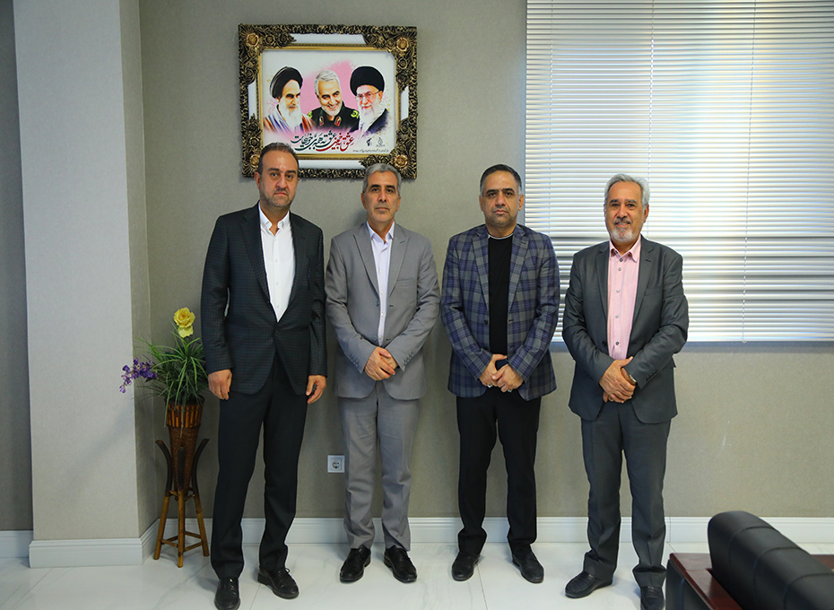 مهندس رستمی،سرپرست جدید سازمان صمت استان : *اتاق بازرگانی قزوین وسازمان صمت استان درکنارهم می توانند باعت ارتقاء تولید وصنعت استان شوند