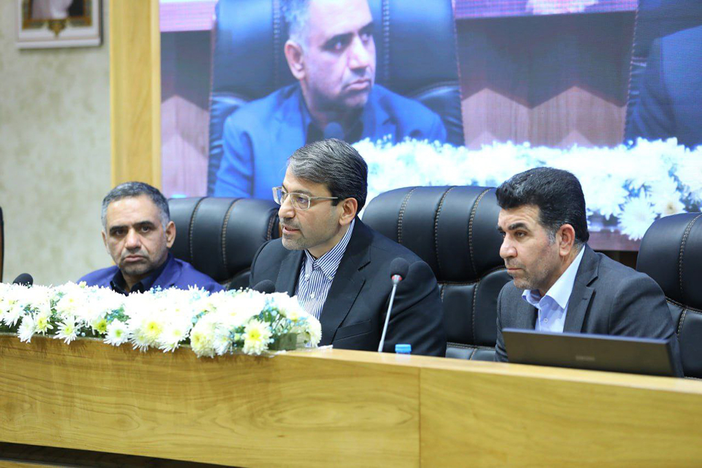 دکتررضوانی فررئیس کل گمرک ایران درجمع فعالان اقتصادی استان: افتتاح پایانه گمرکی شهرک صنعتی پاسارگارد باکمک ومساعدت بخش خصوصی وهمراهی  مدیران استانی واتاق بازرگانی قزوین صورت گرفت