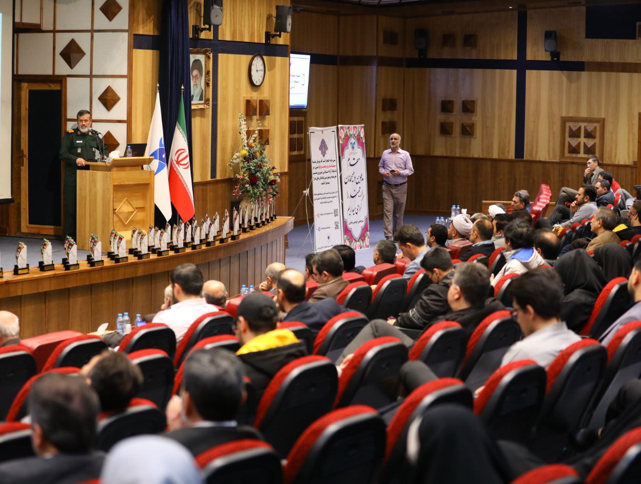 گزارش تصویری پنجمین همایش جهادگران علم و فناوری استان قزوین 