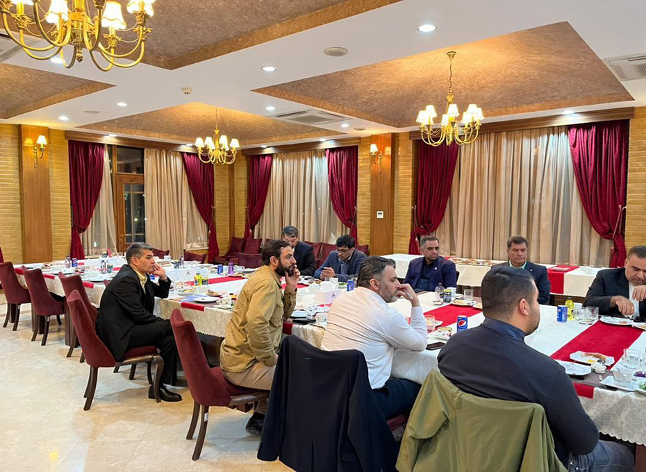 باحضورمهندس عبدیان رئیس اتاق بازرگانی قزوین صورت گرفت؛ نشست سه جانبه مدیران اقتصادی دولت،نمایندگان مجلس و هیات رئیسه اتاق های بازرگانی کشور