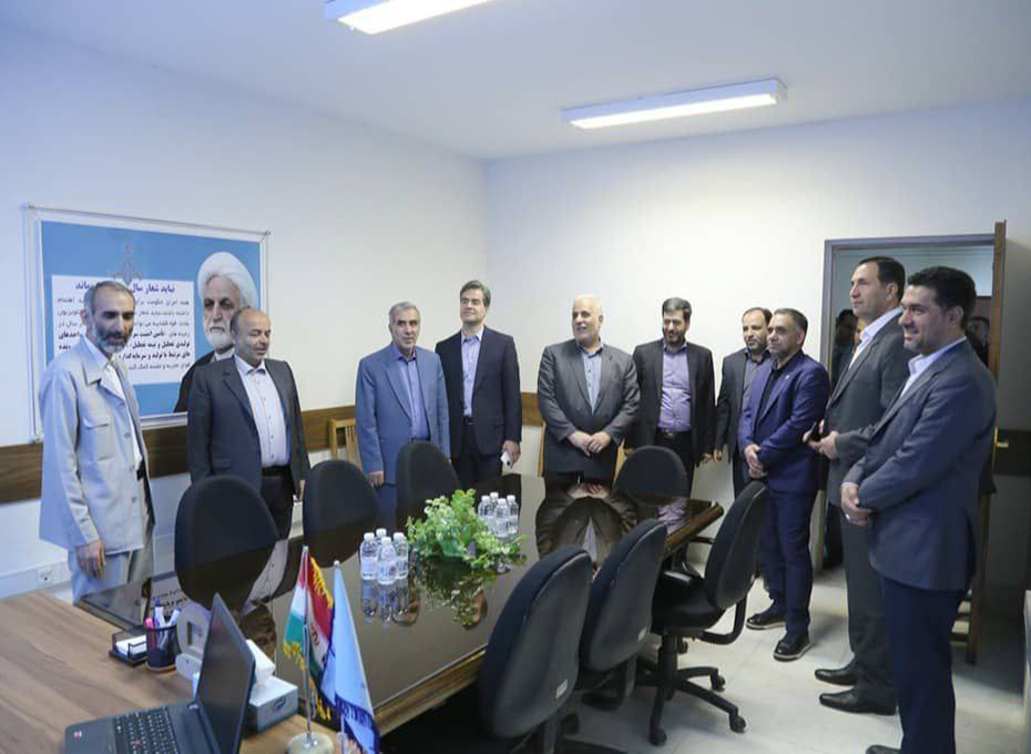 باحضوررئیس اتاق بازرگانی قزوین ومقامات ارشد قضایی و اقتصادی استان* *دفتر حمایت از تولید و سرمایه گذاری در دادگستری قزوین افتتاح شد