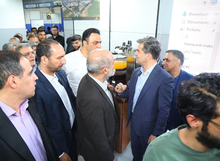 بازدید سرداروحیدی وزیر کشورازپاویون استان قزوین