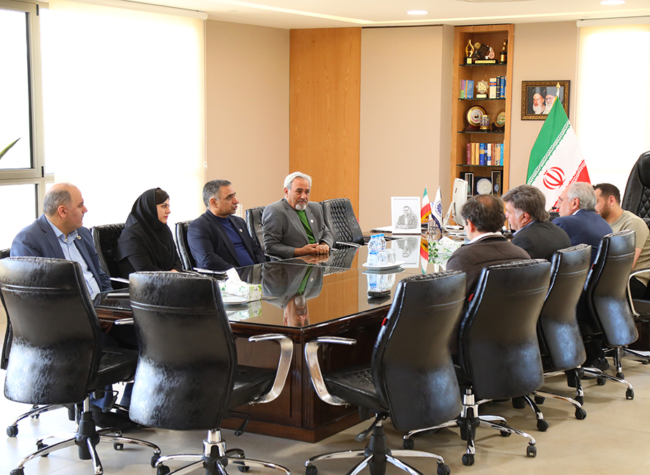 مهندس عبدیان رئیس اتاق بازرگانی قزوین:  برگزاری نمایشگاه توانمندی های صادراتی استان در اقلیم کردستان ،یک حرکت کم  نظیر در توسعه  مبادلات تجاری استان خواهد بود
