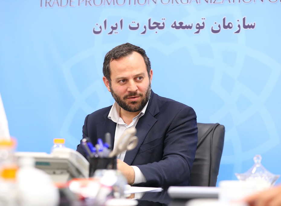 دیدارهیات رئیسه وهیات نمایندگان اتاق بازرگانی قزوین وهیات مدیره اتحادیه صادرکنندگان استان  بارئیس سازمان توسعه تجارت ایران                                           