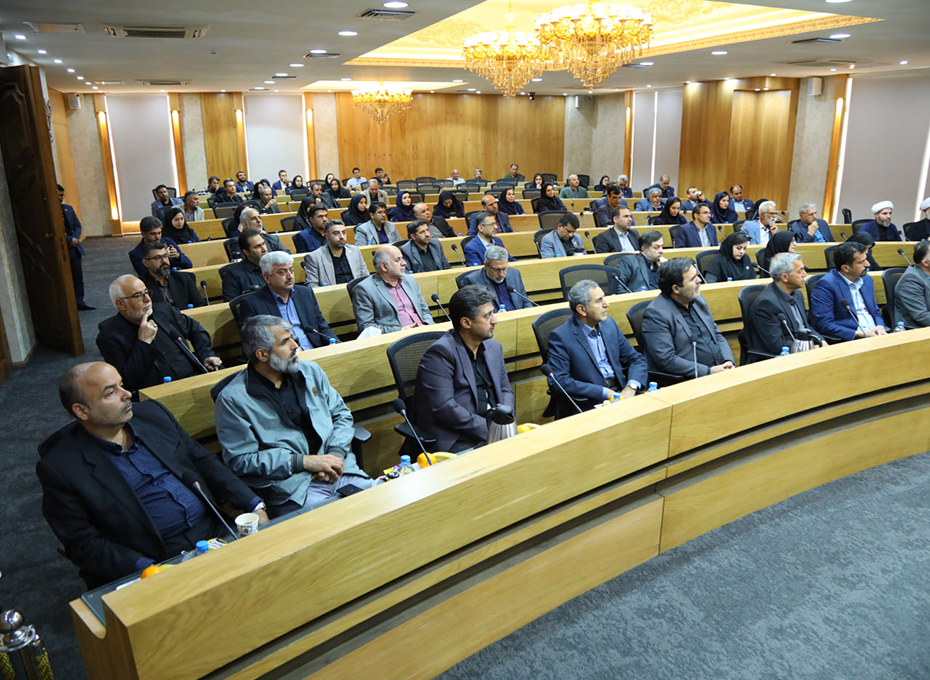 آیین بزرگداشت شهدای خدمت جمهوری اسلامی (جاودان یاد دکترآیت الله رئیسی و همراهان آسمانی اش)دراتاق بازرگانی قزوین برگزارشد