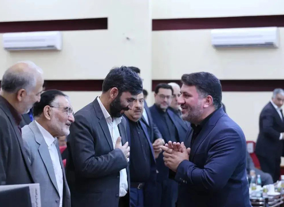 باحضوراعضای هیات رئیسه اتاق بازرگانی قزوین همایش بسیج تجار اتاق های بازرگانی و اصناف سراسر کشور برگزار شد