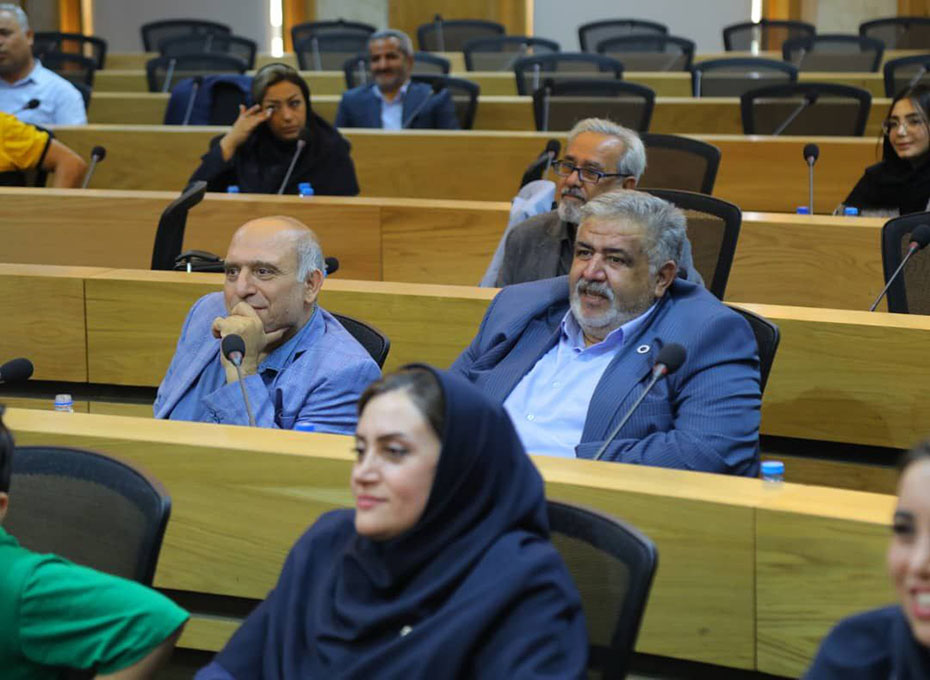 مهندس عبدیان رئیس اتاق بازرگانی قزوین:     توسعه فعالیت‌های تجارت خارجی و افزایش اعضای  اتاق بازرگانی از مهم‌ترین اولویتهای کاری و برنامه‌های امسال پارلمان بخش خصوصی استان است