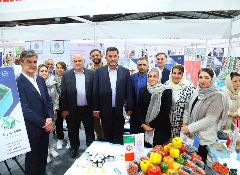 نایب رییس اتاق بازرگانی  ایران گفت: میزان مبادلات اقتصادی ایران با اقلیم کردستان عراق تا چند برابر می تواند افزایش یابد.عکس کمکی شماره1