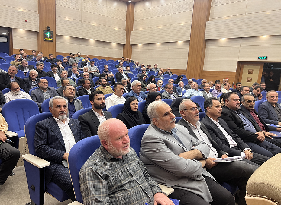 انتقادشدید رئیس اتاق بازرگانی قزوین ازسازمان تامین اجتماعی کشور طرح تطبیق عناوین شغلی دست کردن درجیب کارفرمایان و دزدی آشکاراست