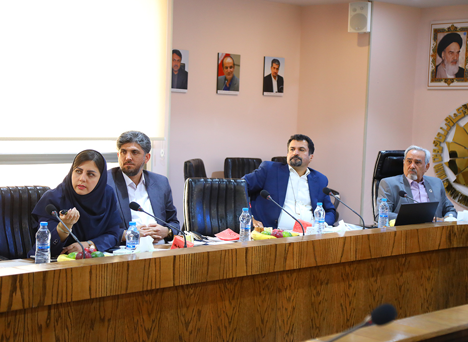 هفتمین نشست ماهانه  هیات نمایندگان اتاق بازرگانی قزوین درسال جاری، درسالن سرای بازرگان پارلمان بخش خصوصی استان برگزارشدعکس کمکی شماره2