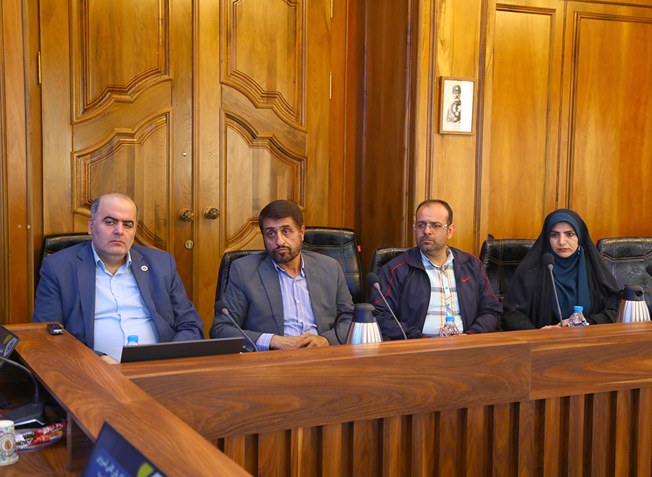  جلسه مشترک هیات مدیره خانه مطبوعات استان باریاست اتاق بازرگانی قزوین برگزارشدعکس کمکی شماره3