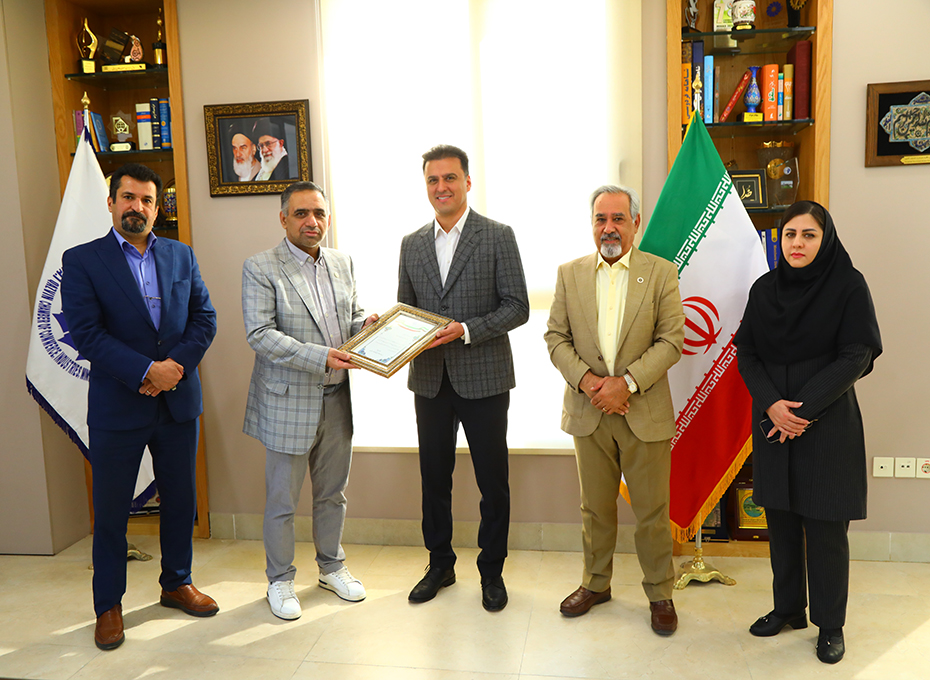 تحقق یک شعارراهبردی دیگر دورششم اتاق بازرگانی قزوین  جامعه اعضای اتاق بازرگانی قزوین 2000نفری شد