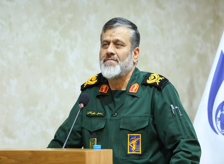 بامشارکت اتاق بازرگانی قزوین وحضورپررنگ مدیران بخش خصوصی ومقامات استانی آیین تجلیل از صادرکنندگان نمونه عضواتحادیه استان قزوین برگزارشد