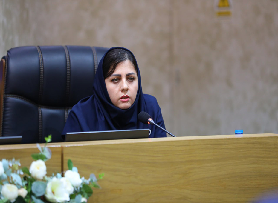 ظهرروز پنجشنبه نشست ماهانه کارکنان باآقای مهندس عبدیان رئیس اتاق بازرگانی قزوین درسالن وکیل التجاربرگزارشد.عکس کمکی شماره1