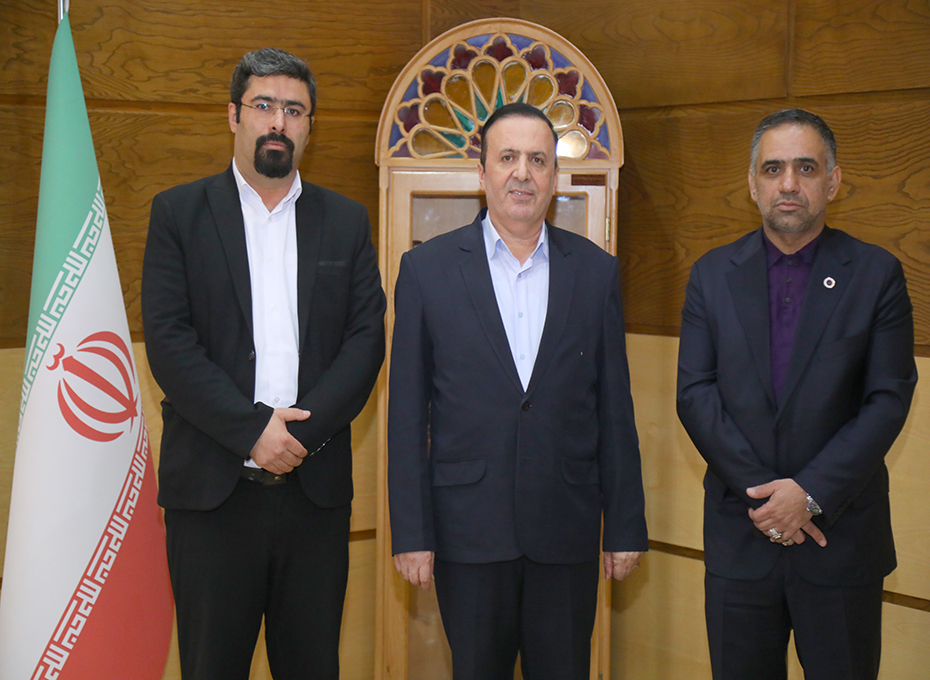 مهندس عبدیان رئیس اتاق بازرگانی قزوین در دیدار با استاندار: اتاق بازرگانی برای حل مشکلات قزوین برنامه دارد