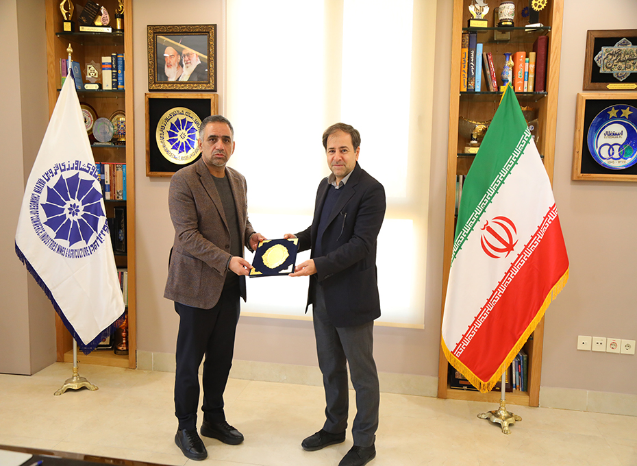 نخستین جلسه هیات مدیره انجمن گردشگری استان قزوین با دستور جلسه انتخاب هیات رییسه این انجمن تازه تاسیس بخش خصوصی استان برگزار شد.