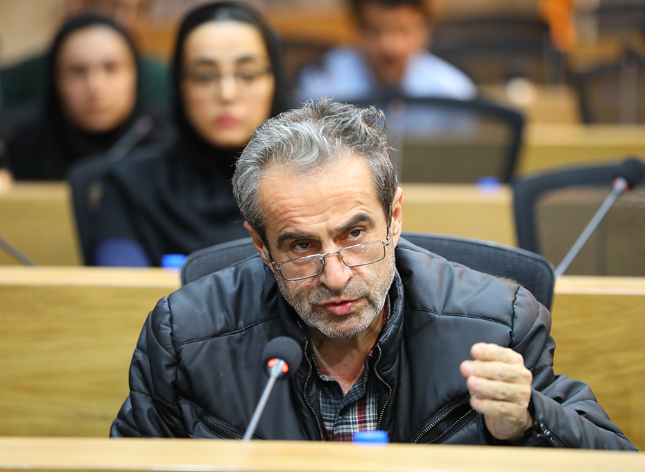 مهندس عبدیان در نهمین نشست هیات نمایندگان در سال جاری : نمایشگاه دائمی محصولات تولیدی و صادراتی و یک واحد صرافی مدرن در اتاق بازرگانی قزوین راه اندازی می شود.