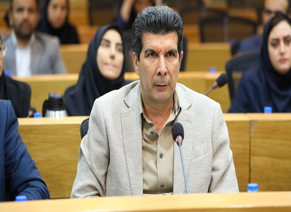 مهندس عبدیان در نهمین نشست هیات نمایندگان در سال جاری : نمایشگاه دائمی محصولات تولیدی و صادراتی و یک واحد صرافی مدرن در اتاق بازرگانی قزوین راه اندازی می شود.