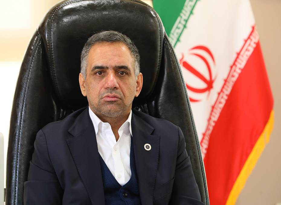 تمام امکانات اتاق بارزگانی دراختیارانجمنها وتشکلهای تخصصی قرارداردعکس کمکی شماره3