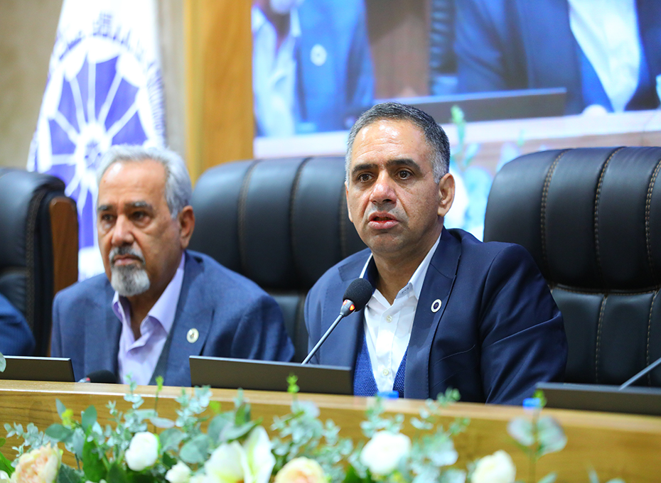 هشتمین نشست خبری رسانه های گروهی استان باریاست اتاق بازرگانی قزوین برگزارشد