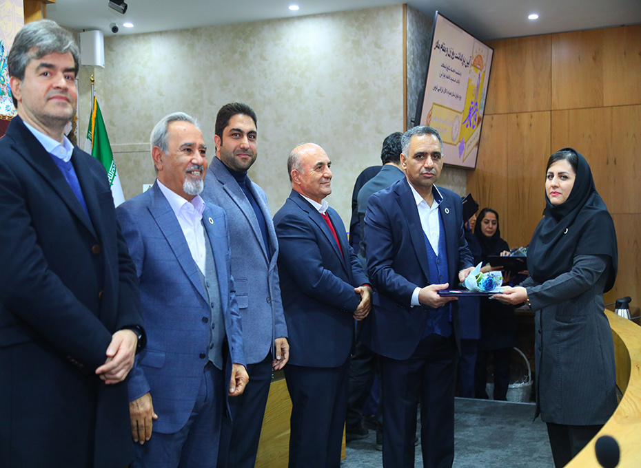 برگزاری آیین بزرگداشت روز زن ومقام مادر دراتاق بازرگانی قزوین