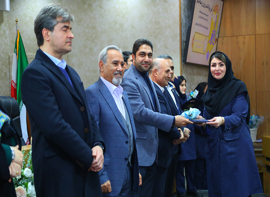  برگزاری آیین بزرگداشت روز زن ومقام مادر دراتاق بازرگانی قزوین