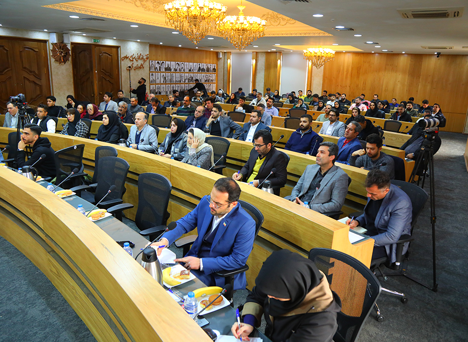 برگزاری همایش توسعه صادرات به بازار عراق با حضور گسترده فعالان اقتصادی و استقبال چشمگیر شرکت‌کنندگان در اتاق بازرگانی قزوین 