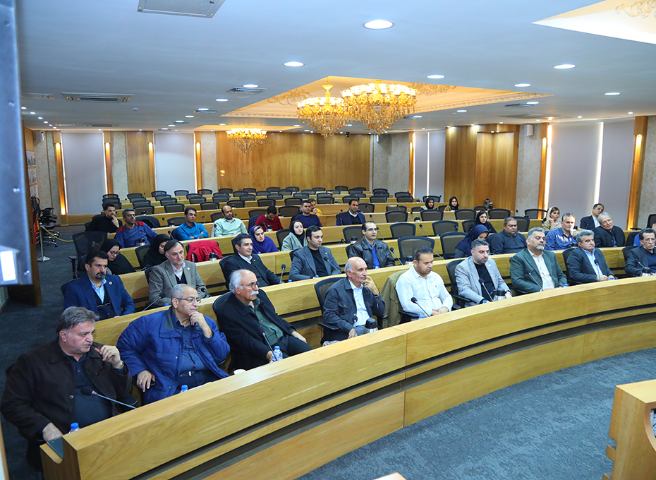 باحضورمدیران استانی وملی صورت گرفت؛ برگزاری جلسه کمیسیون ساختمان با محوریت بررسی مشکلات و پیشنهادهای اجرایی در حوزه صدور خدمات فنی و مهندسی