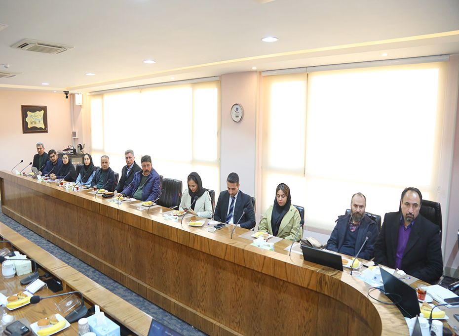 موضوع : هم اندیشی با تولیدکنندگان مواد شوینده، بهداشتی و آرایشی جهت تشکیل انجمن شوینده هاعکس کمکی شماره5