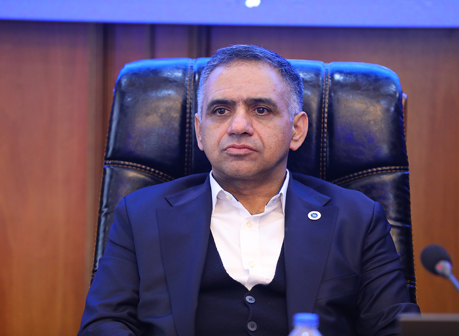 برگزاری جلسه مشترک کمیسیون تجارت و گمرک اتاق قزوین  و اتحاديه صادركنندگان استان  با حضور مسئولان و فعالان اقتصادی استان در اتاق بازرگاني قزوين عکس کمکی شماره7