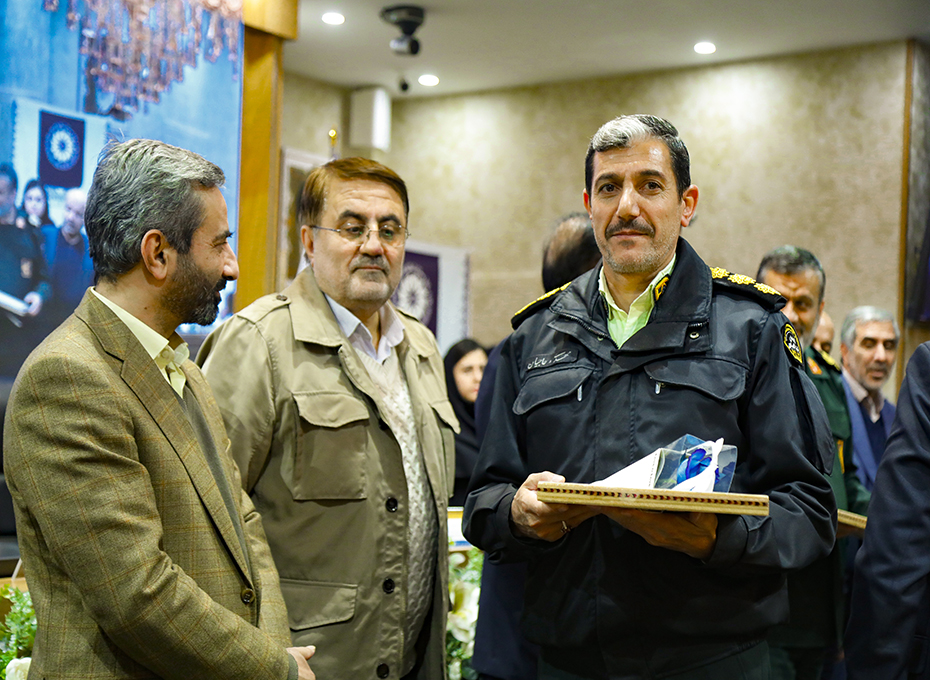 تجلیل از مدیران استانی همراه با اتاق بازرگانی قزوین