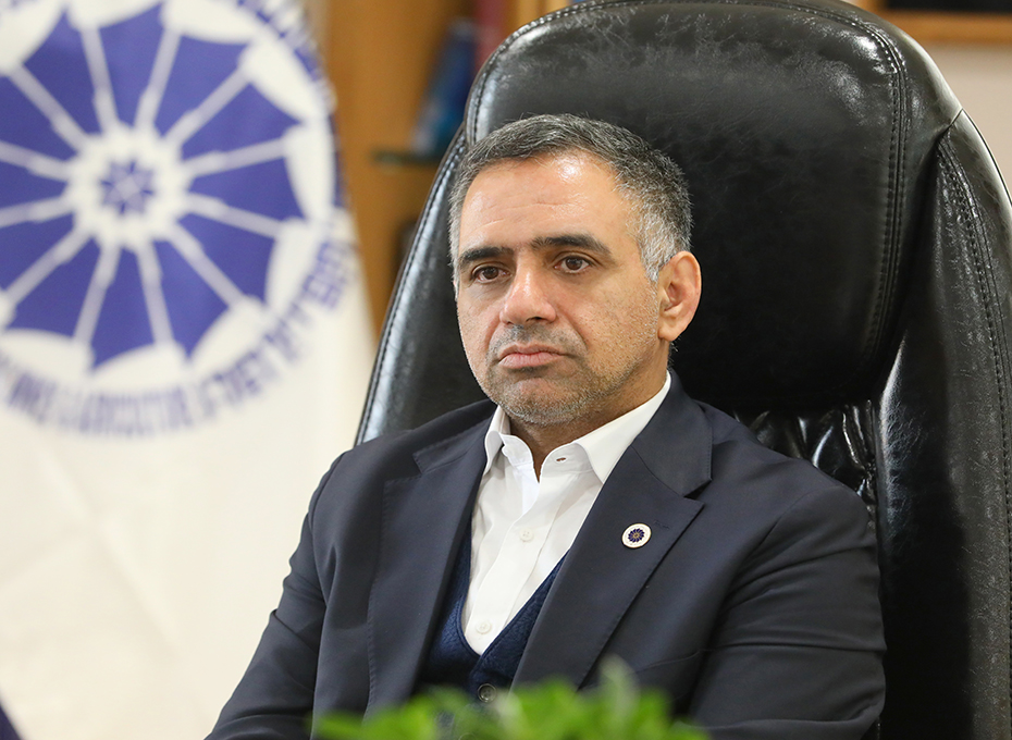 امیدوارم تغییر درارتقای تمامی زمینه های رفتاری،گفتاری و کاری هویدا شودتاالگوهای ثمرسازی برای جامعه گردد*               