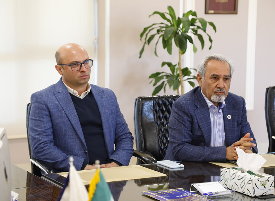 استقبال  اتاق بازرگانی قزوین ازپیشنهادهای ابداعی و مبتکرانه درروند تحقق این شعار سرمایه گذاری برای تولیدعکس کمکی شماره2