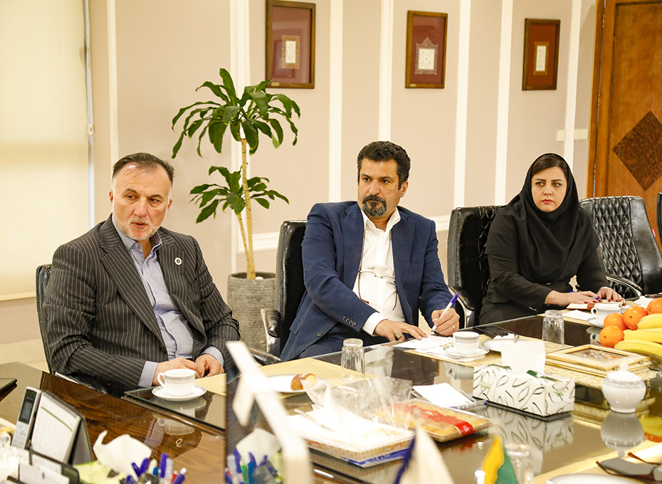 برگزاری جلسه هماهنگی اعزام هیات تجاری استان به کشورعراق دردفترریاست اتاق بازرگانی قزوین