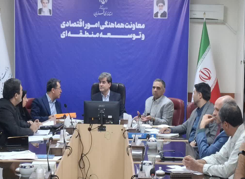 متقاضیان احداث نیروگاه خورشیدی دراستان قبل، ازدریافت زمین و اخذ مجوزهای لازم ،آورده ۱۵درصدی خود ازسرمایه نهایی پروژه رابایداثبات کنند         