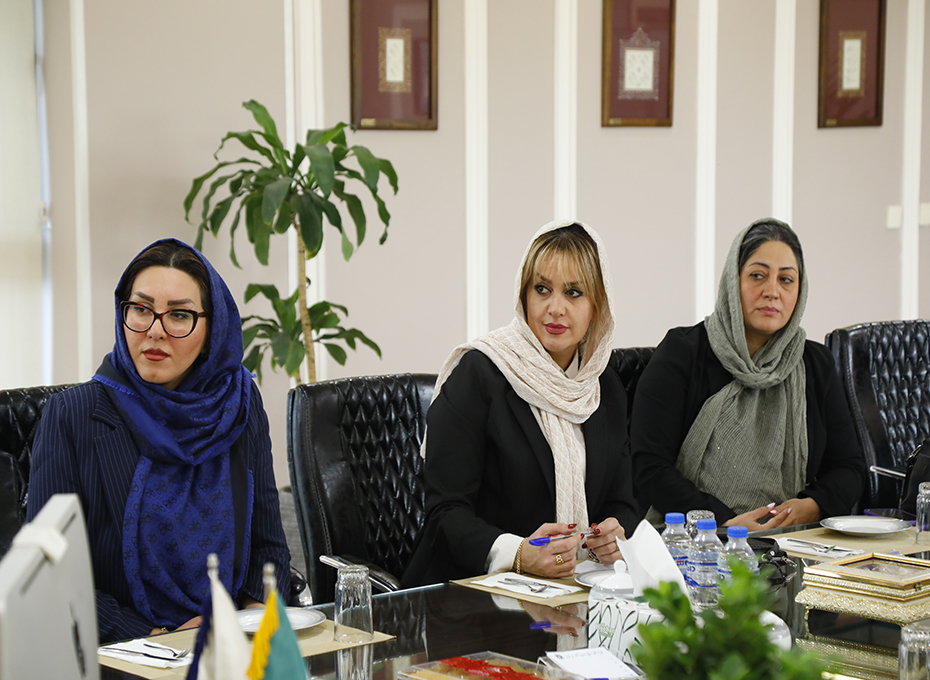 امروز چهارشنبه بیست و هفتم فروردین ماه ، نخستین جلسه هیات مدیره انجمن کارآفرینی استان قزوین با دستورجلسه انتخاب هیات رئیسه این انجمن تازه تاسیس بخش خصوصی استان  دردفتر ریاست اتاق بازرگانی قزوین برگزارشد.عکس کمکی شماره1