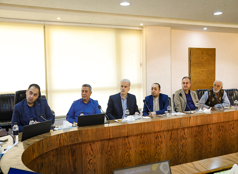 جلسه مشترک روسا و هیات رئیسه اتاق های بازرگانی،تعاون و اصناف استان قزوین عکس کمکی شماره7