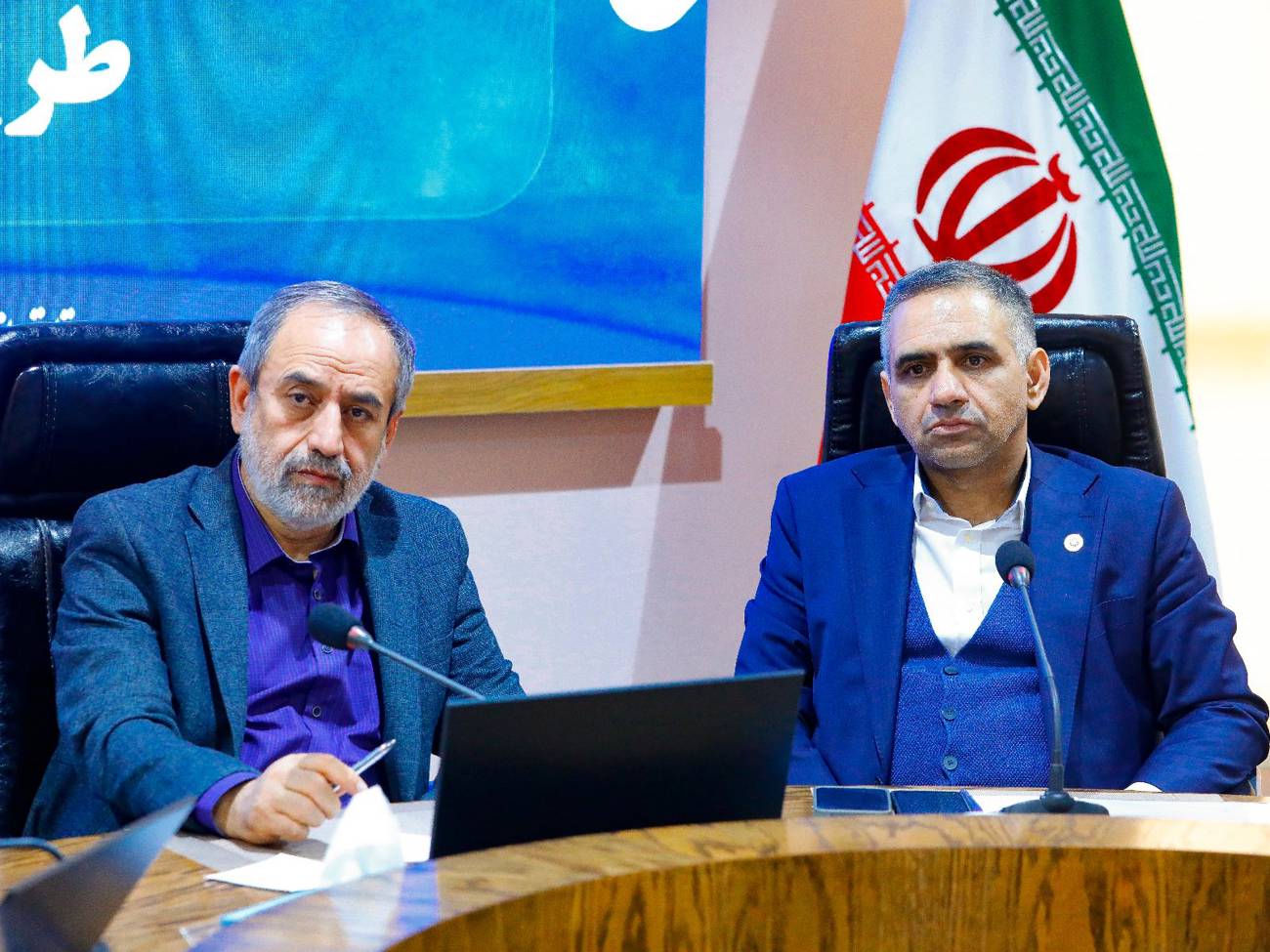 باحضورمعاون اقتصادی استاندار و مدیران ارشد بخش خصوصی واجرایی استان نشست هم‌اندیشی طرح سرای نوآوری دراتاق بازرگانی قزوین برگزار شد