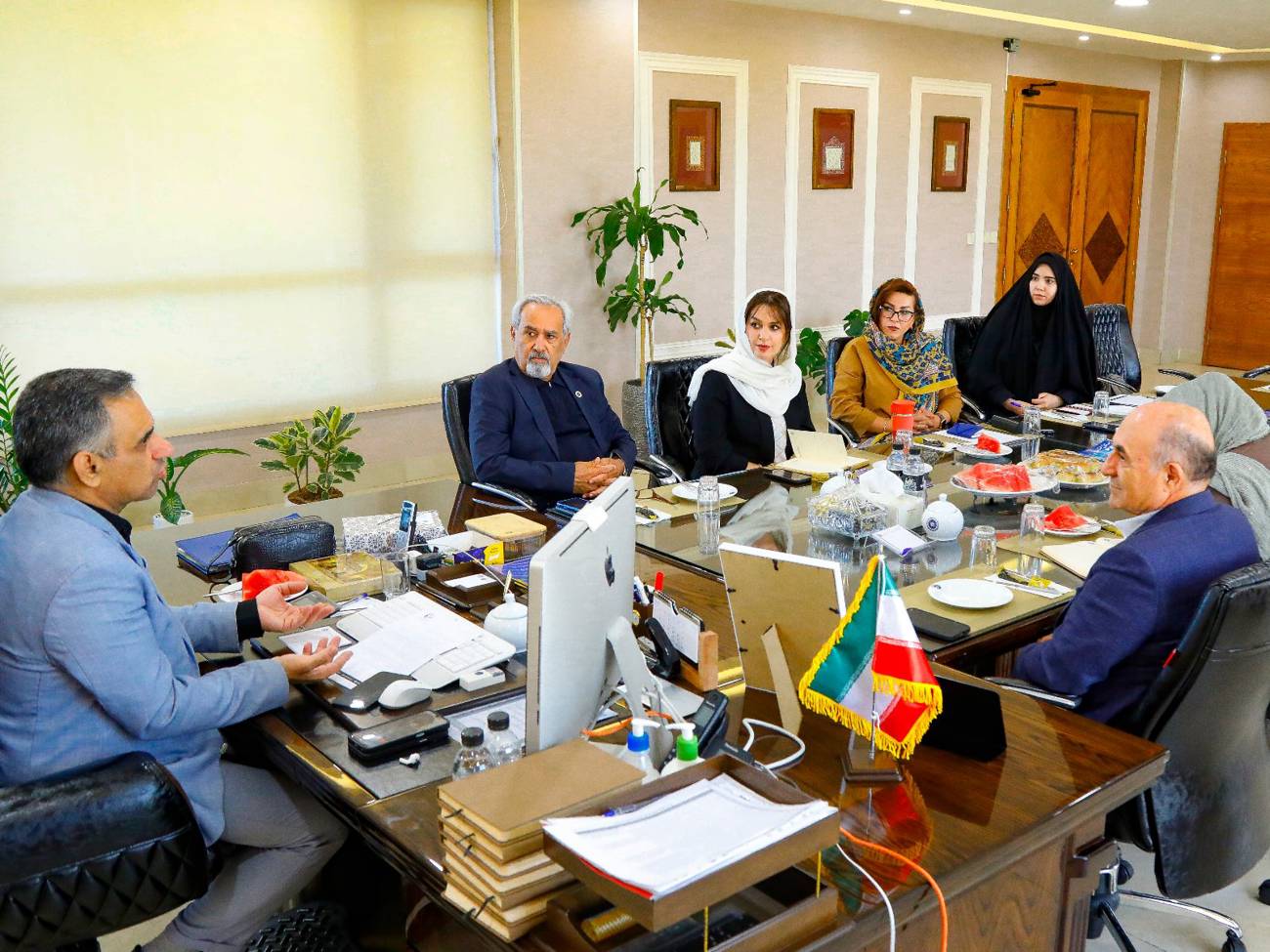 تشکیل کمیسیون حقوقی ، زیرمجموعه انجمن کارآفرینی استان قزوینعکس کمکی شماره2