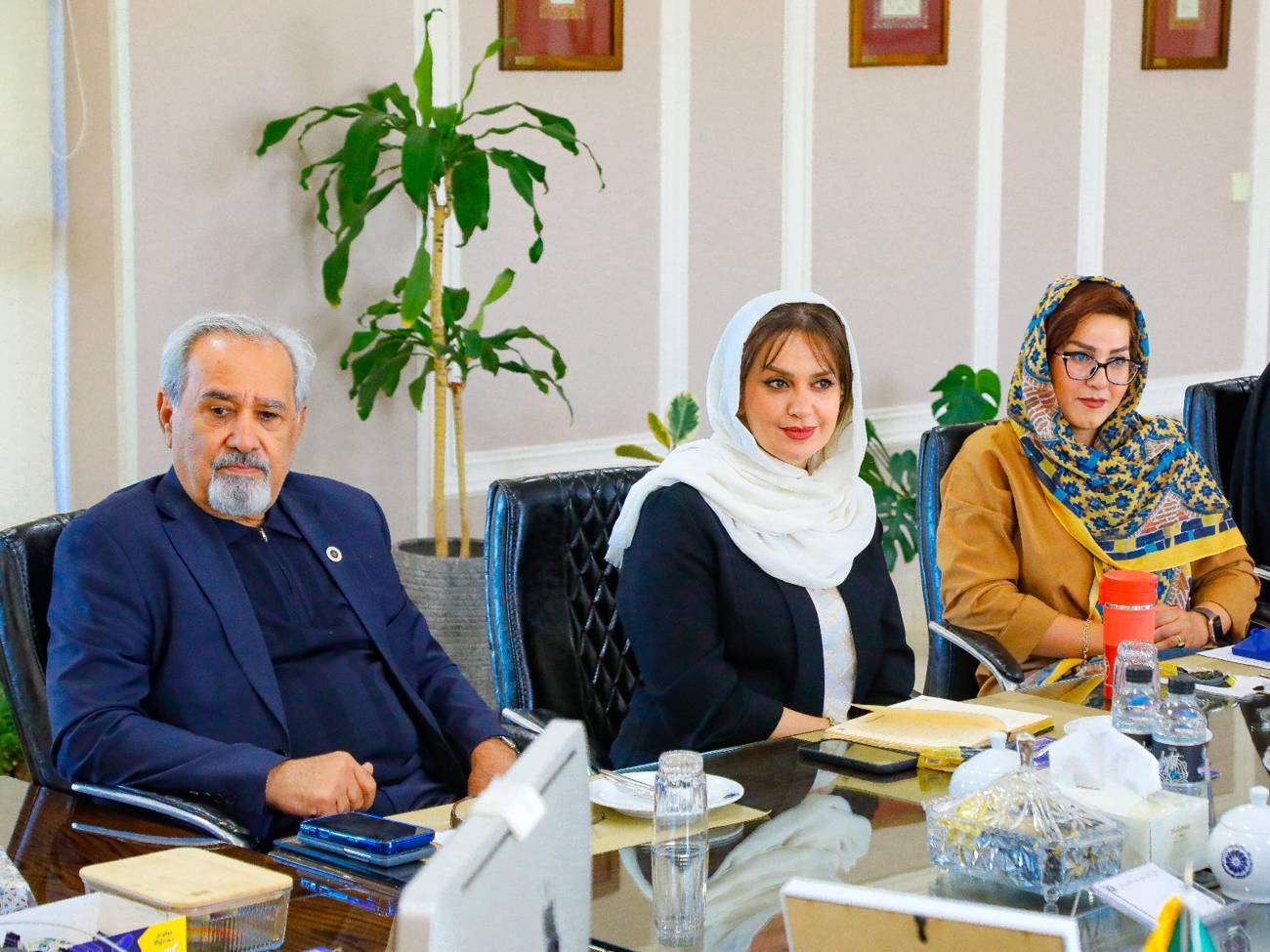 تشکیل کمیسیون حقوقی ، زیرمجموعه انجمن کارآفرینی استان قزوینعکس کمکی شماره3