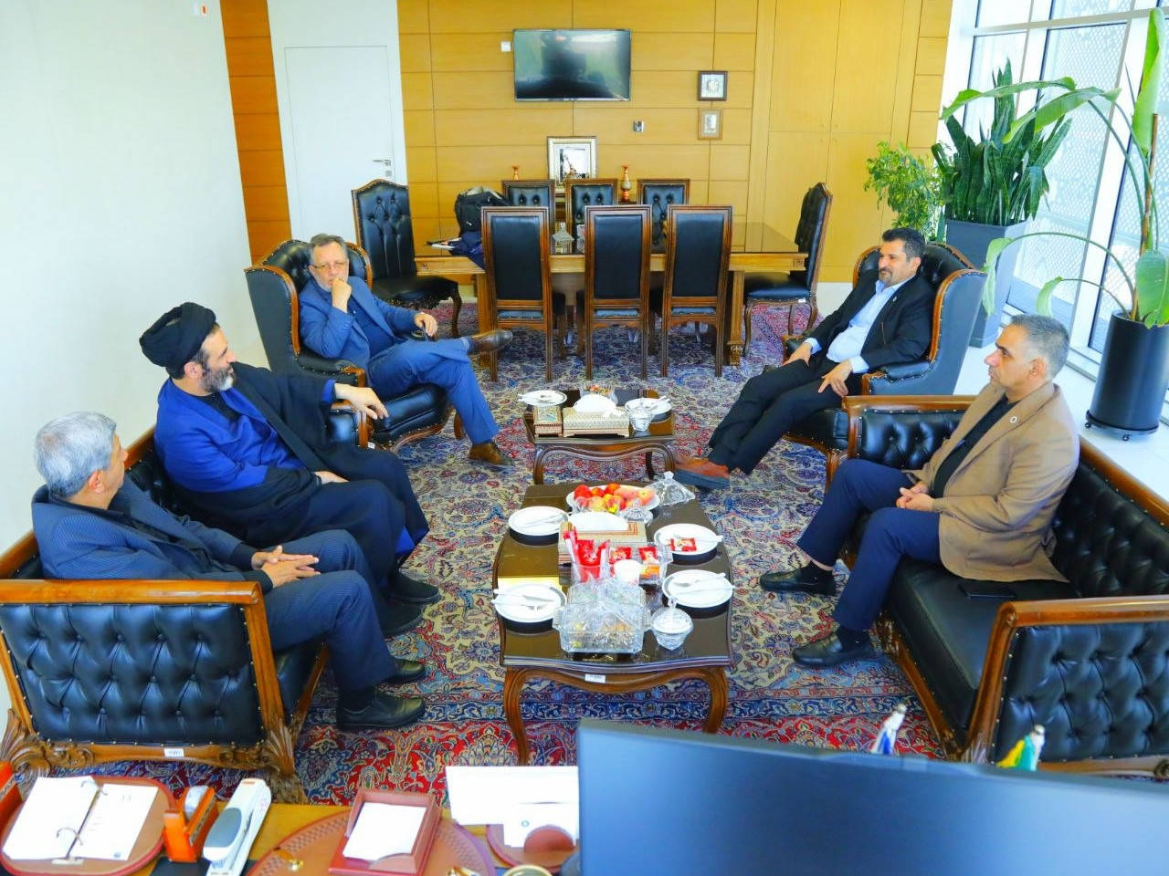 مهندس عبدیان  دردیداربا نائب رییس کمیسیون صنایع مجلس شورای اسلامی: