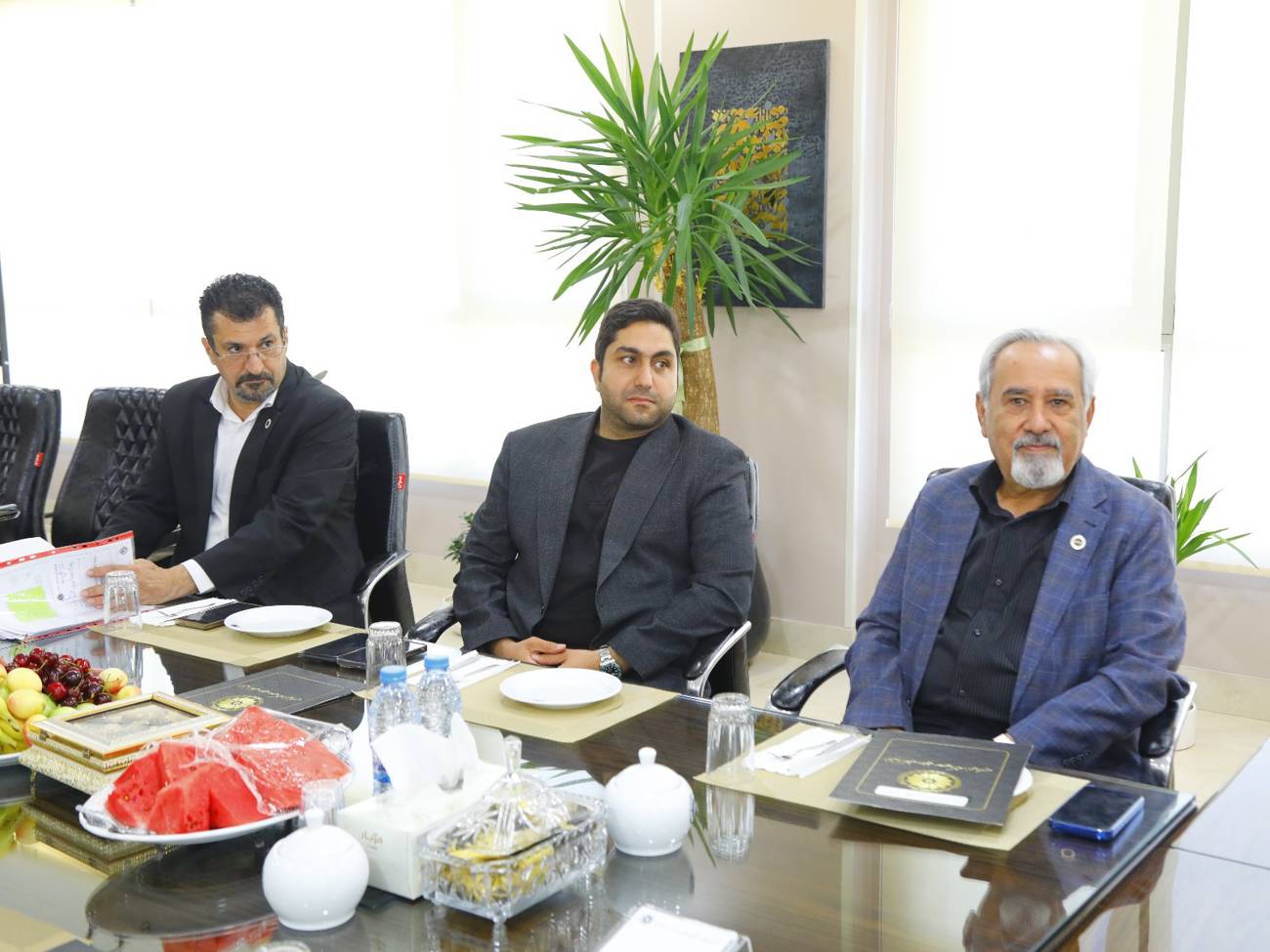 نشست یازدهم هیات رئیسه اتاق بازرگانی قزوین درسال  جاری برگزارشدعکس کمکی شماره4