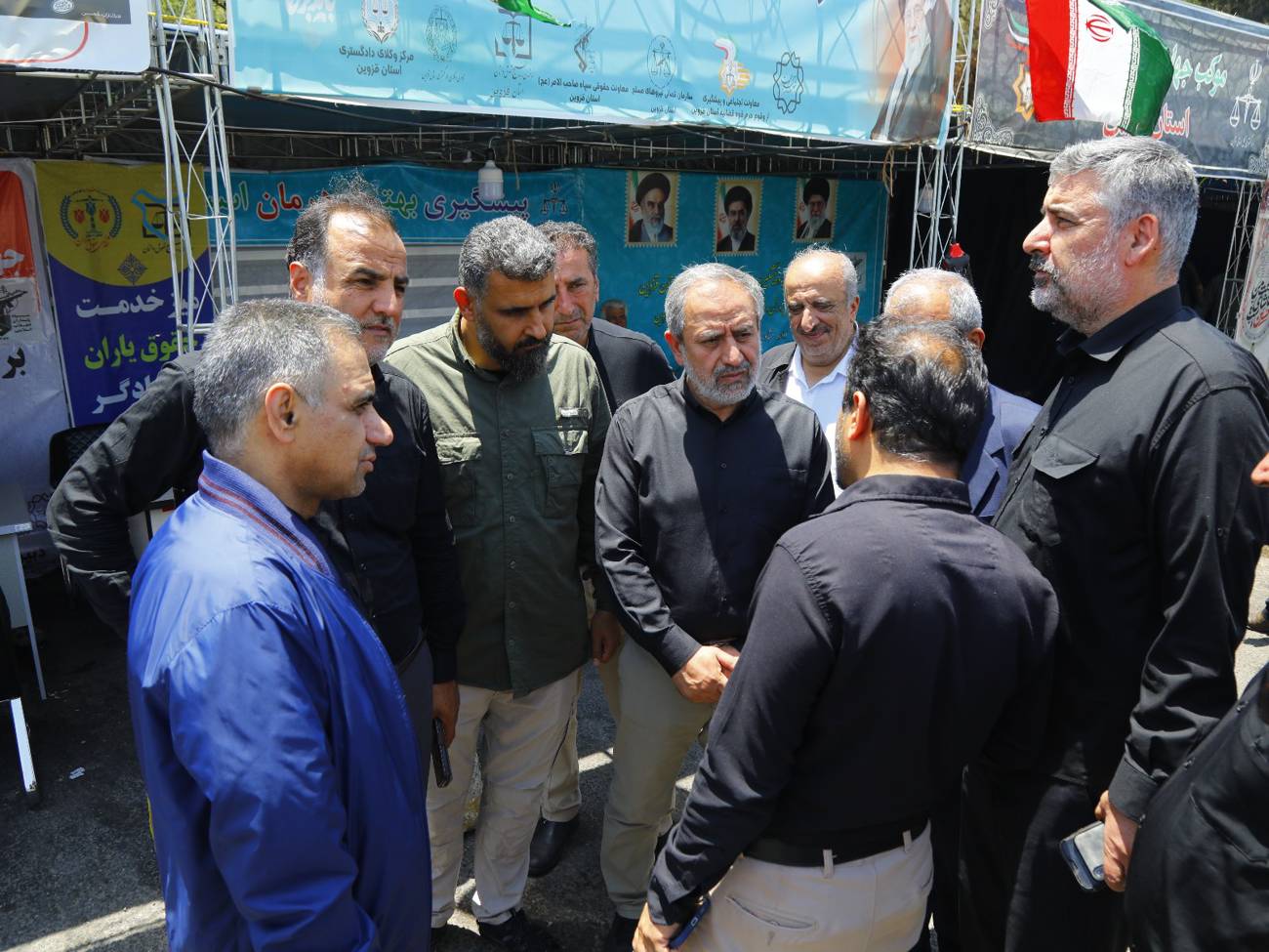 درادامه برنامه های امروز ریاست اتاق بازرگانی قزوین ومدیران اقتصادی وسیاسی 