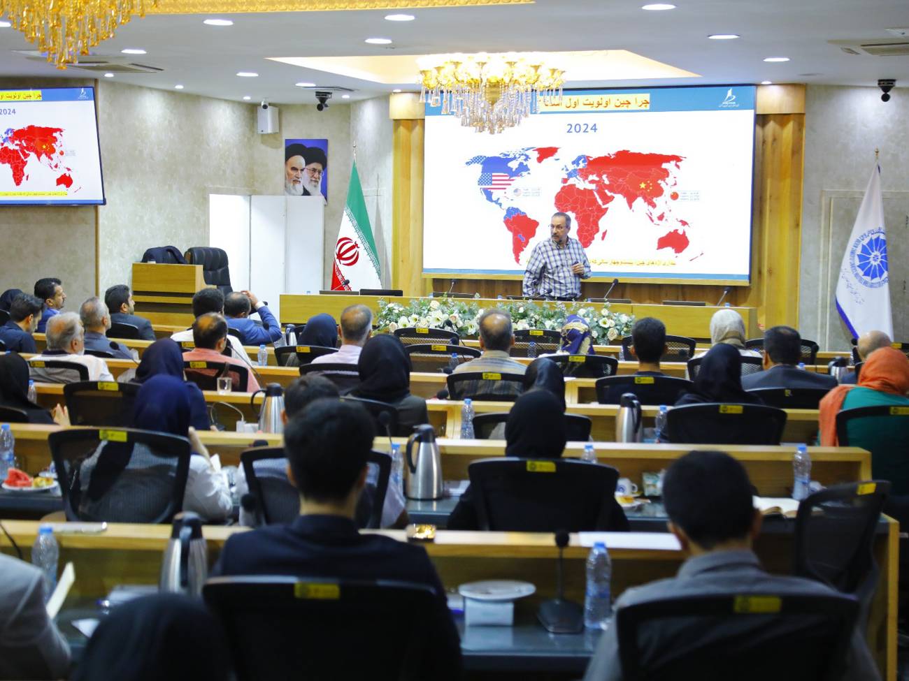 گزارش تصویری برگزاری  دونوبت  سمینار آموزشی «شناخت بازار چین و فرصت‌های تجارت بین‌الملل»در اتاق بازرگانی قزوین