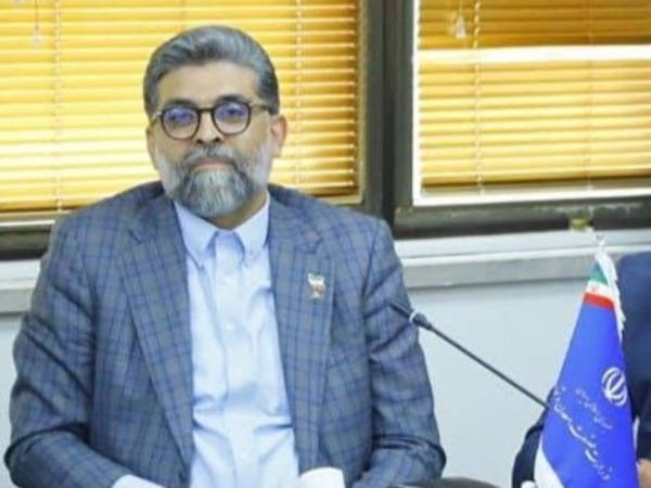 دکتر فرشاد مقیمی معاون وزیر و رئیس هیات عامل سازمان گسترش و نوسازی صنایع ایران :