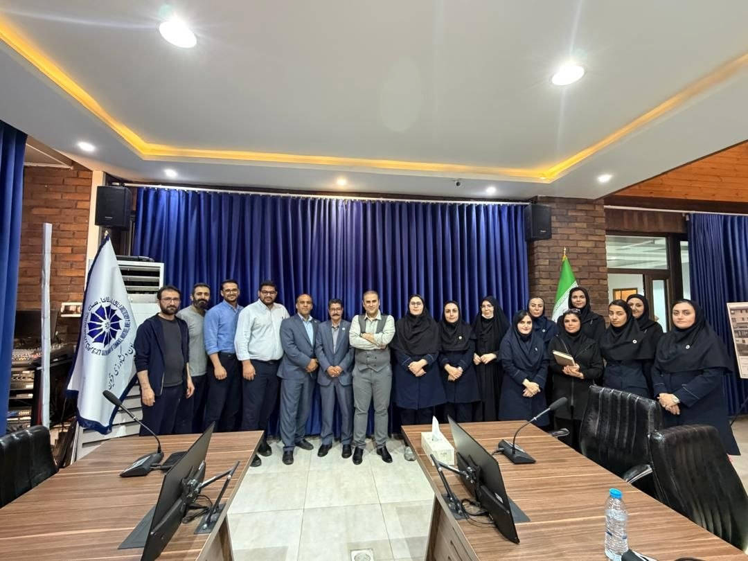 برگزاری سمینار آموزشی « کار تیمی و تیم سازی» ویژه پرسنل اتاق بازرگانی قزوینعکس کمکی شماره4